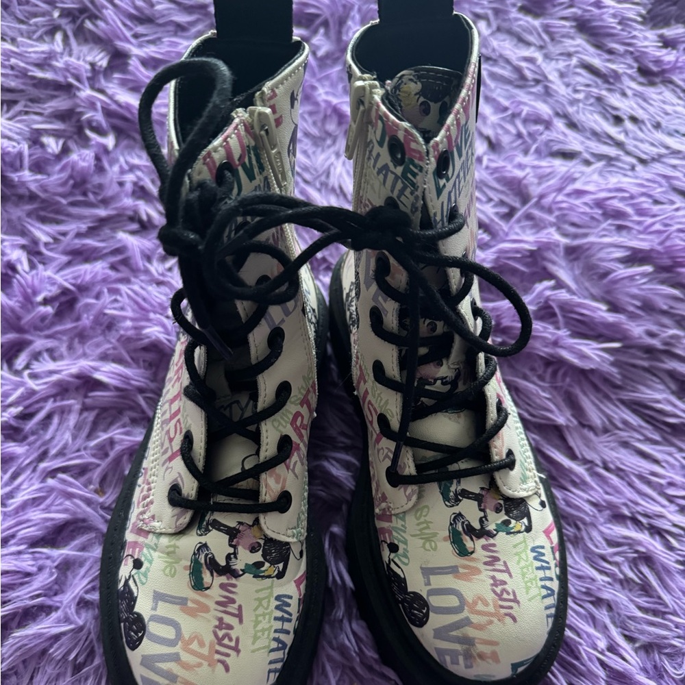 Zara Kids Boots with Multicolor Graffiti